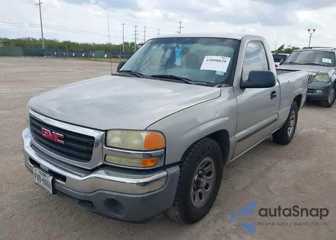 2005 GMC Sierra 1500 from USA, damaged, VIN 1GTEC14X05Z228660